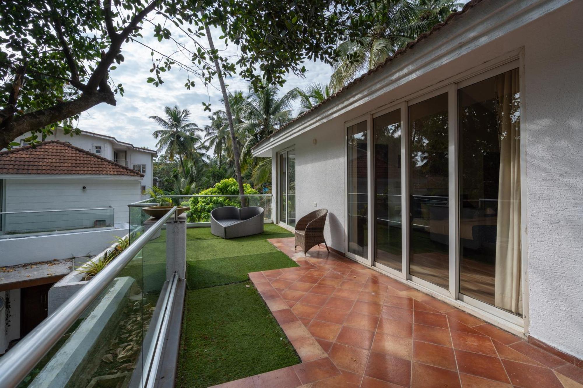 Eternal Wave By Happyinch Aparthotel Calangute Exterior photo
